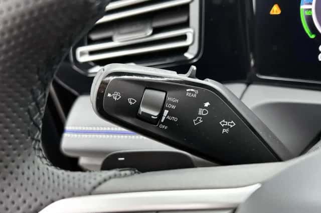 Volkswagen Tiguan (2025) thumbnail 11