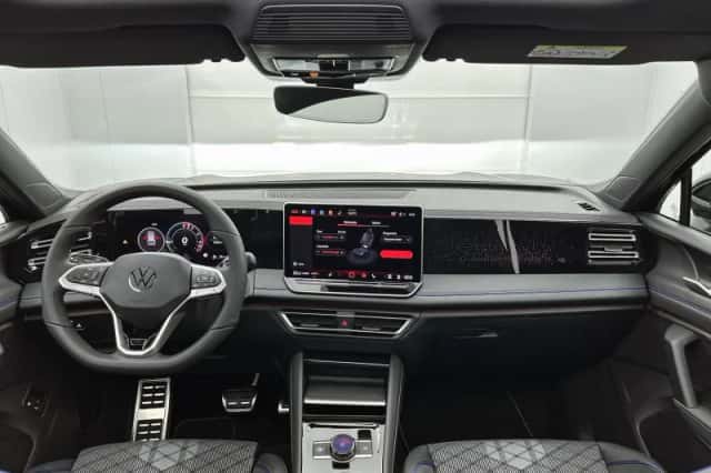 Volkswagen Tiguan (2025) thumbnail 26