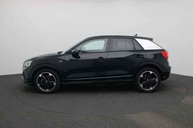 Audi Q2 (2025) thumbnail 4