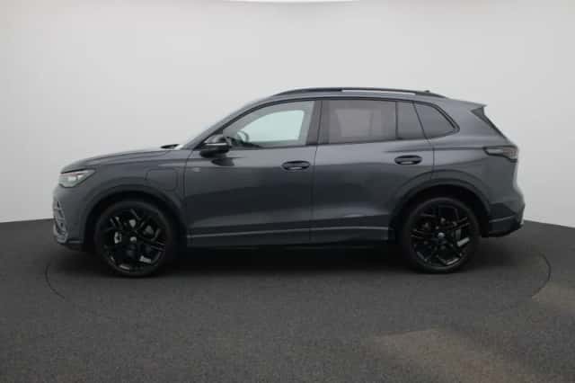 Volkswagen Tiguan (2025) thumbnail 4