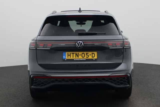 Volkswagen Tiguan (2025) thumbnail 5