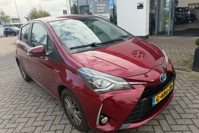 Toyota Yaris (2019) thumbnail 1