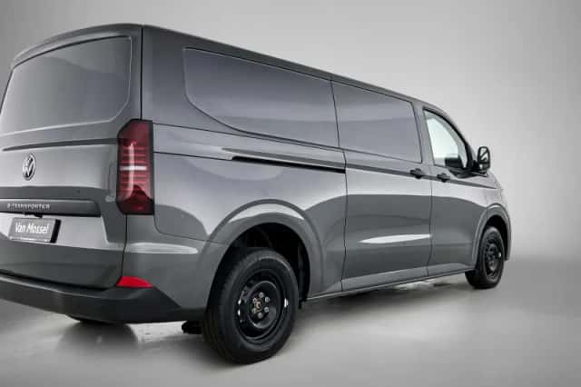 Volkswagen E-Transporter (2026) thumbnail 4