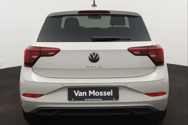 Volkswagen Polo (2024) thumbnail 3