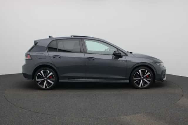 Volkswagen Golf (2025) thumbnail 6