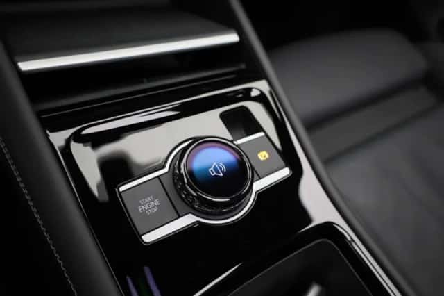Volkswagen Tiguan (2025) thumbnail 37