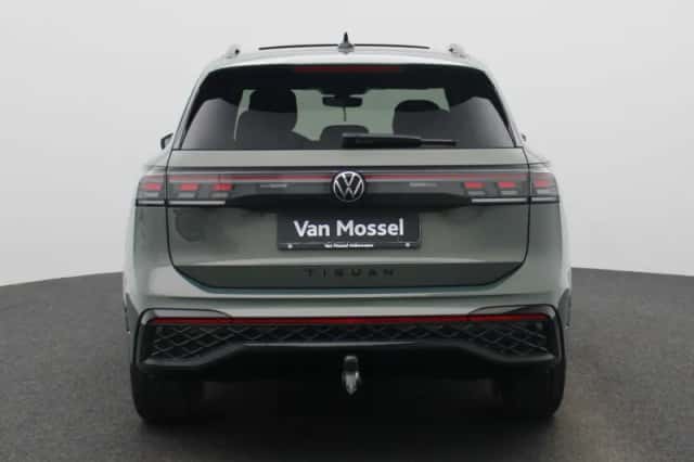 Volkswagen Tiguan (2025) thumbnail 5