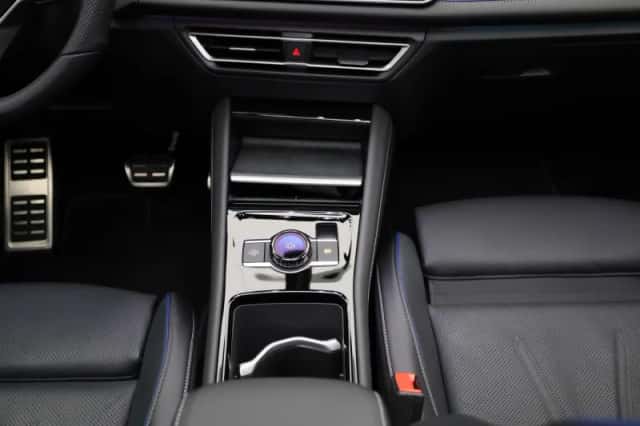 Volkswagen Tiguan (2025) thumbnail 9