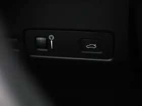 Volvo XC40 (2021) thumbnail 23