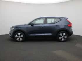 Volvo XC40 (2021) thumbnail 4