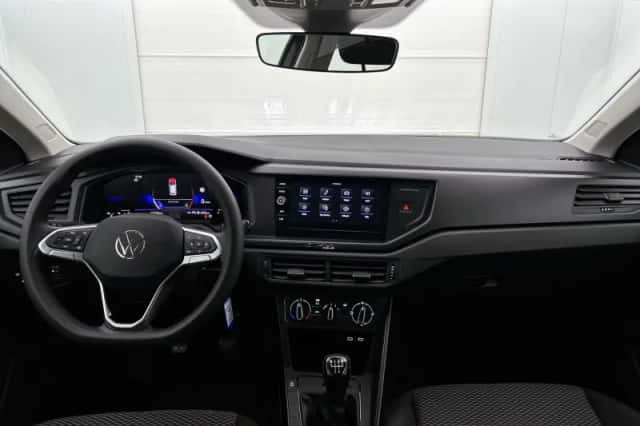 Volkswagen Polo (2024) thumbnail 17
