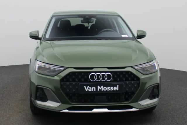 Audi A1 (2025) thumbnail 3