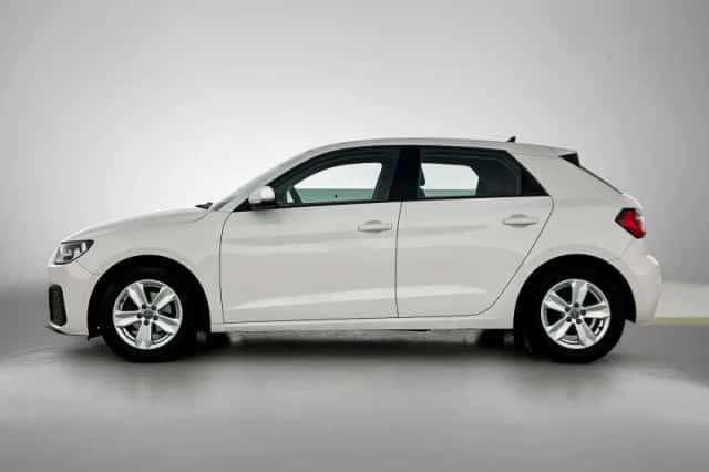 Audi A1 (2019) thumbnail 2