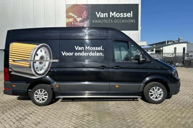 Volkswagen Crafter (2024) thumbnail 3