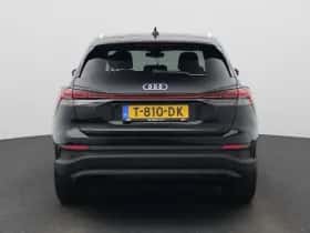 Audi Q4 e-tron (2023) thumbnail 5