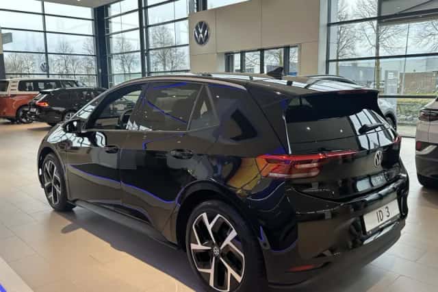Volkswagen ID.3 (2024) thumbnail 2