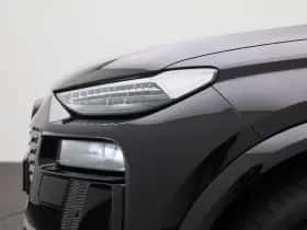 Audi Q6 e-tron (2025) thumbnail 16
