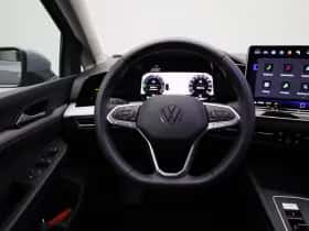 Volkswagen Golf (2025) thumbnail 7