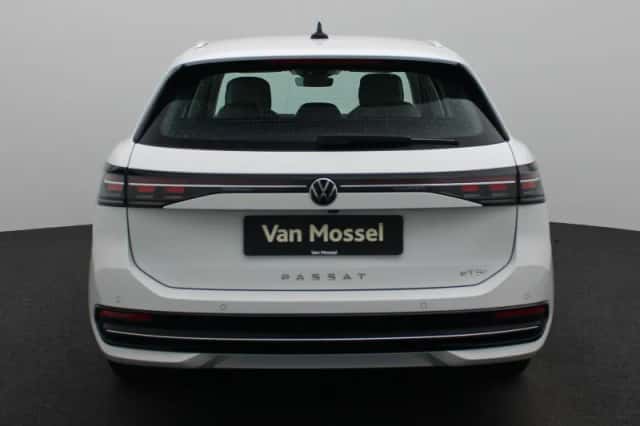 Volkswagen Passat (2026) thumbnail 5