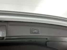 Audi Q3 (2021) thumbnail 16