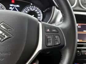 Suzuki Vitara (2021) thumbnail 6