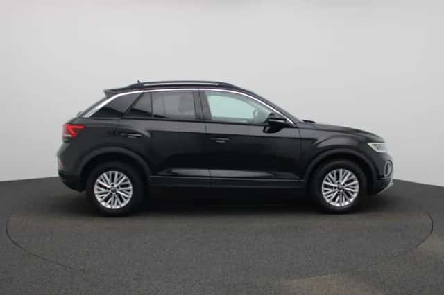 Volkswagen T-Roc (2022) thumbnail 6
