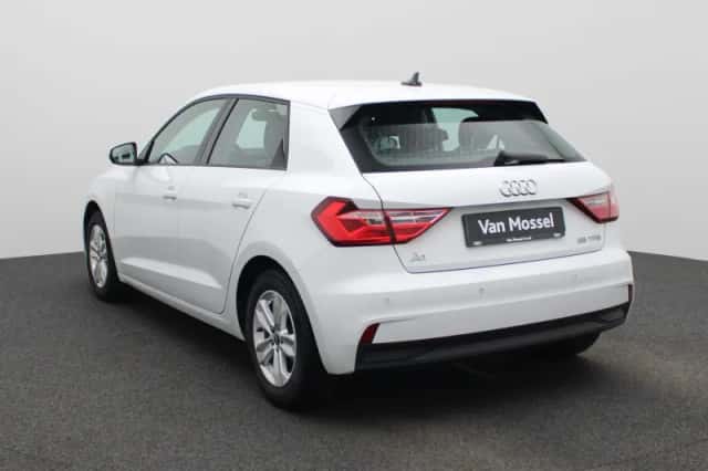 Audi A1 (2022) thumbnail 2