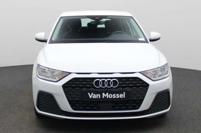 Audi A1 (2022) thumbnail 3
