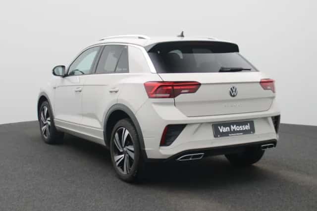 Volkswagen T-Roc (2024) thumbnail 2