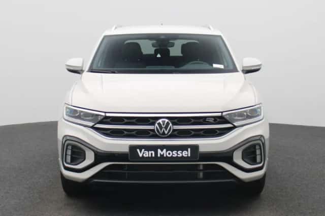Volkswagen T-Roc (2024) thumbnail 3