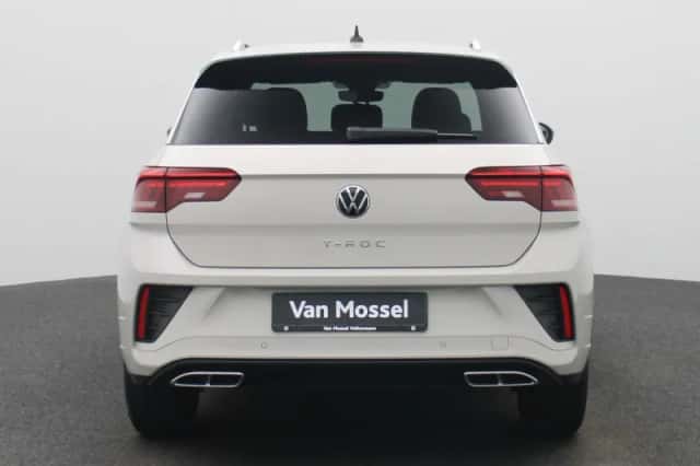 Volkswagen T-Roc (2024) thumbnail 5