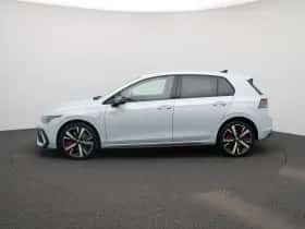 Volkswagen Golf (2025) thumbnail 4
