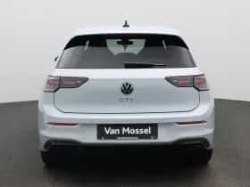 Volkswagen Golf (2025) thumbnail 5