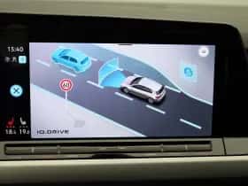 Volkswagen Golf (2023) thumbnail 21