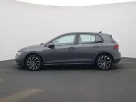 Volkswagen Golf (2023) thumbnail 4