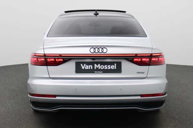 Audi A8 (2025) thumbnail 5