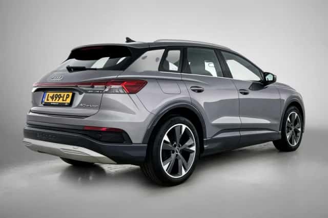 Audi Q4 e-tron (2021) thumbnail 4