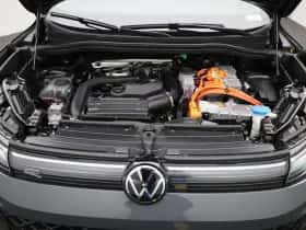 Volkswagen Tiguan (2025) thumbnail 37