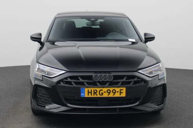 Audi A3 (2025) thumbnail 2