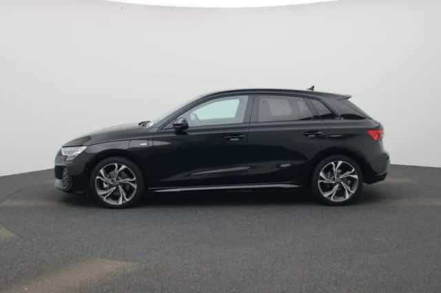 Audi A3 (2025) thumbnail 4