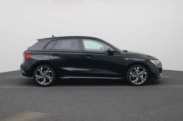 Audi A3 (2025) thumbnail 6
