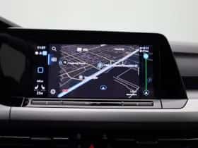 Volkswagen Golf (2024) thumbnail 16