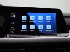 Volkswagen Golf (2024) thumbnail 22