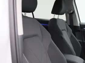 Volkswagen Golf (2024) thumbnail 35