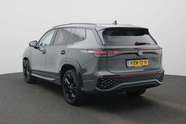 Volkswagen Tayron (2025) thumbnail 2