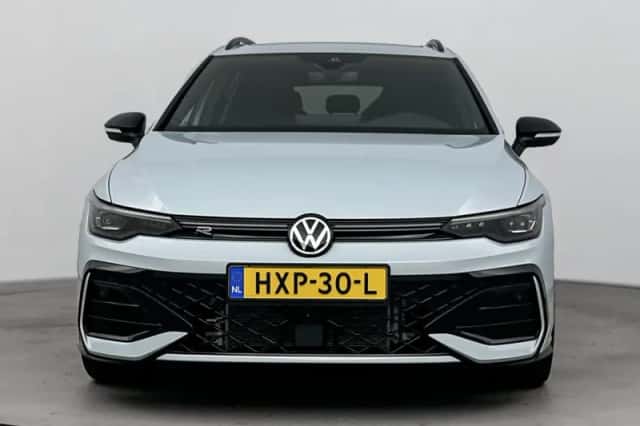 Volkswagen Golf (2025) thumbnail 5
