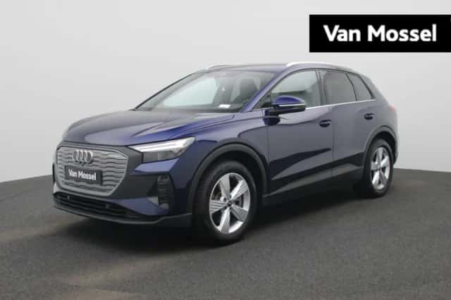 Audi Q4 e-tron (2025) thumbnail 1