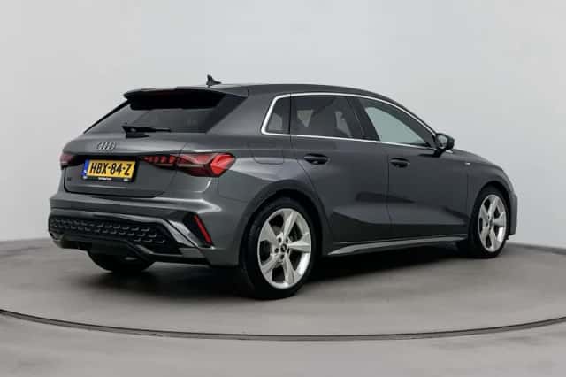 Audi A3 (2025) thumbnail 4