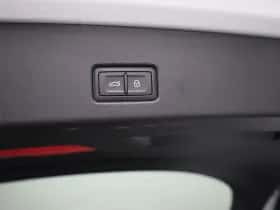 Audi Q4 e-tron (2025) thumbnail 12