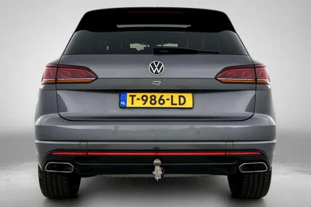 Volkswagen Touareg (2023) thumbnail 3